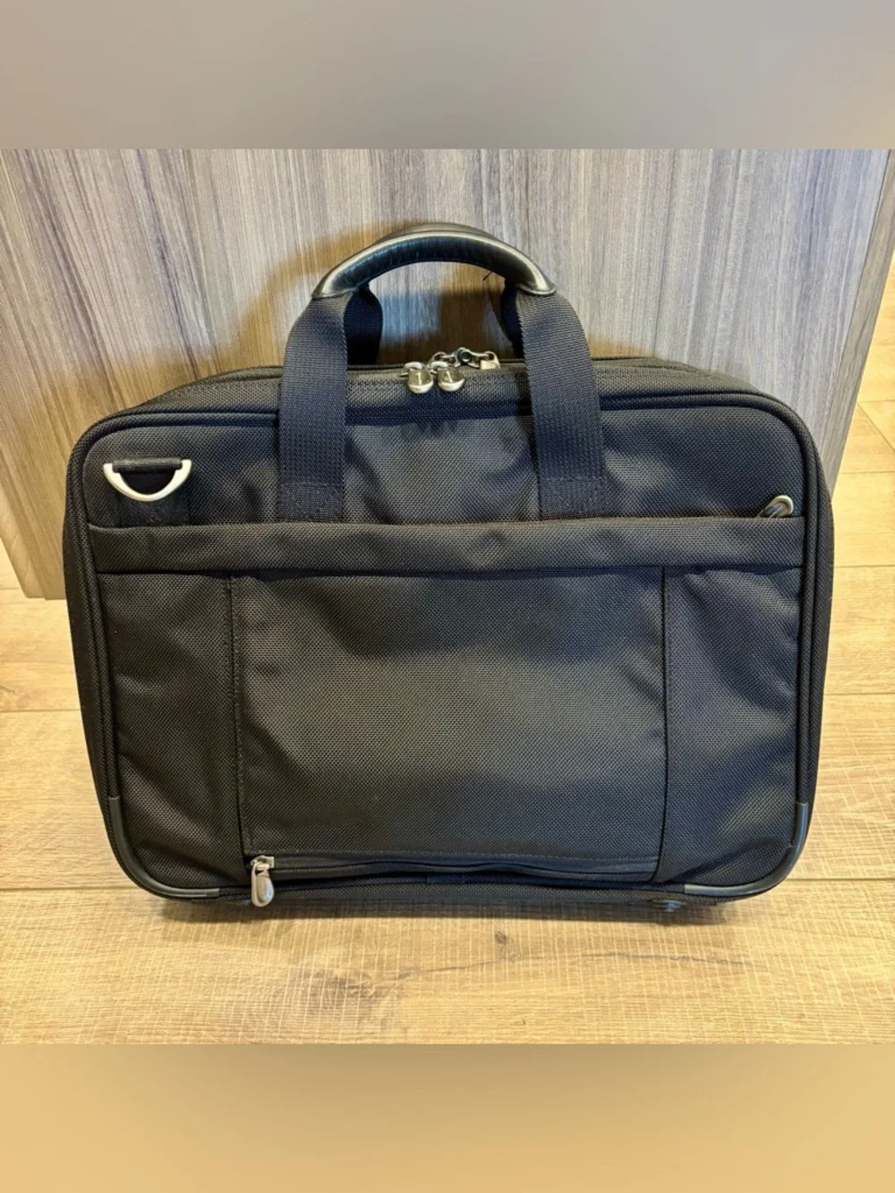 Briggs & Riley Large Travel Brief - Picture 2 of 13
